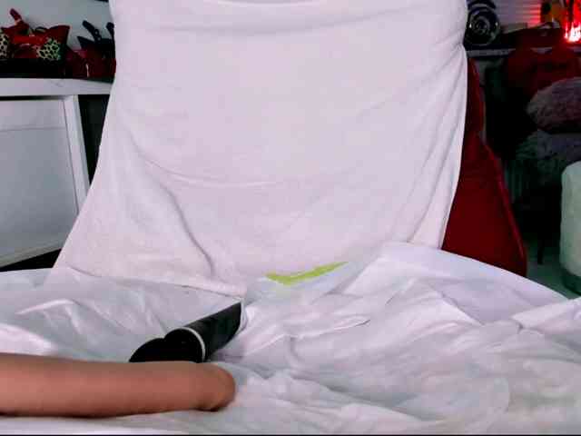Model: 2bigass4u