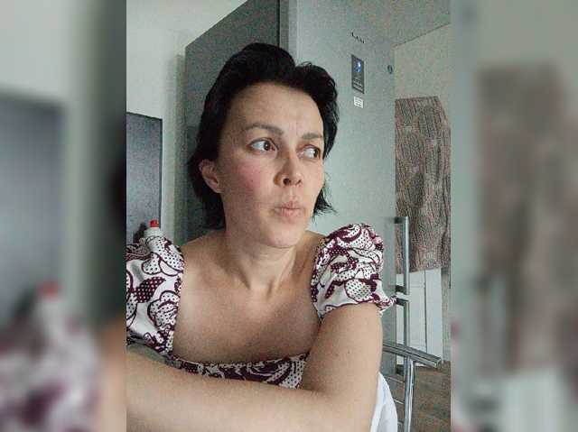vik77777A live cam on BongaCams