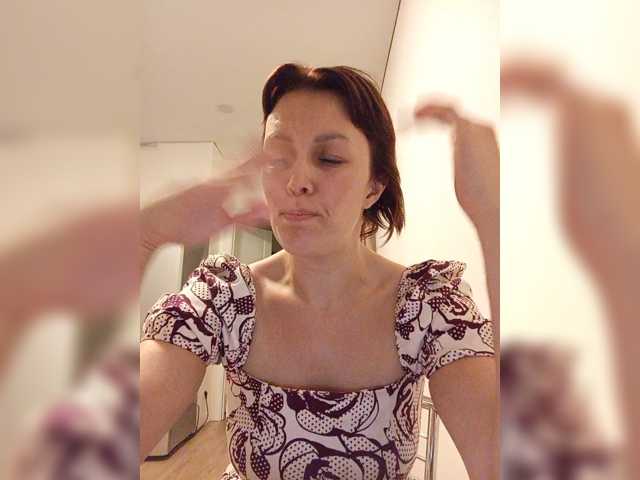 vik77777A live cam on BongaCams