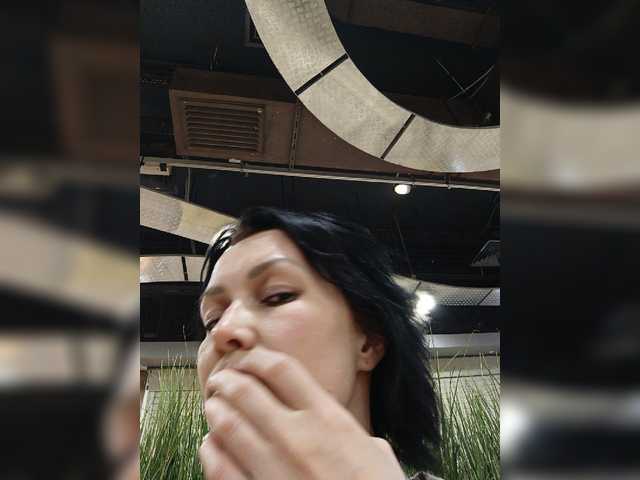 vik77777A live cam on BongaCams
