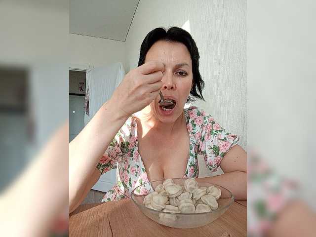 vik77777A live cam on BongaCams
