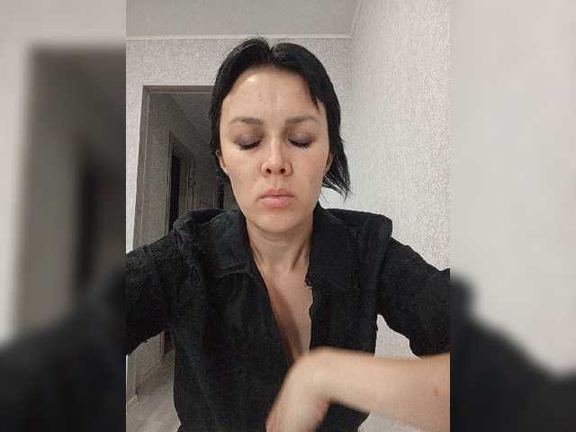 vik77777A live cam on BongaCams
