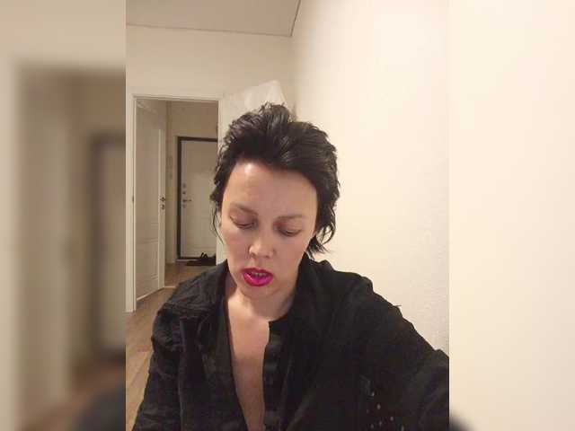 vik77777A live cam on BongaCams