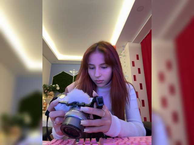  Greedy-Kim5 chat room