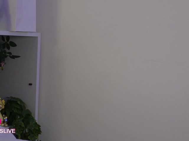 Greedy-Kim5 live webcam show