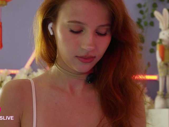 Greedy-Kim5 live cam on BongaCams