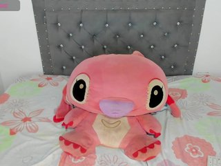 NinaaGrey's Live Webcam