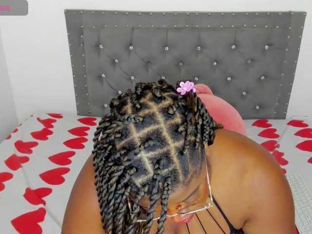 NinaaGrey live cam on BongaCams