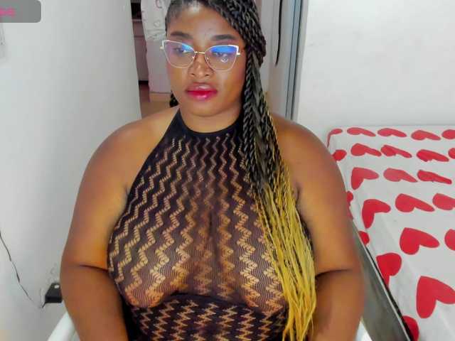 NinaaGrey live cam on BongaCams