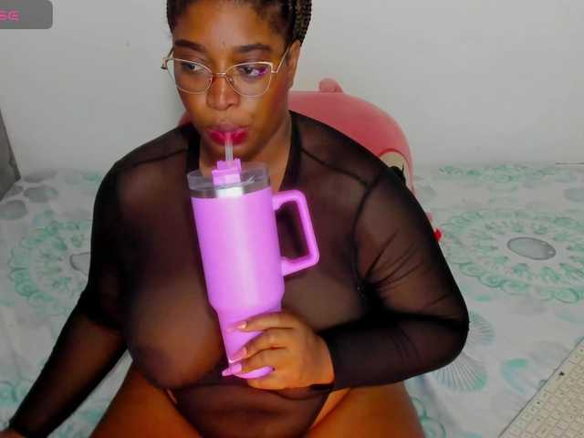 NinaaGrey live cam preview