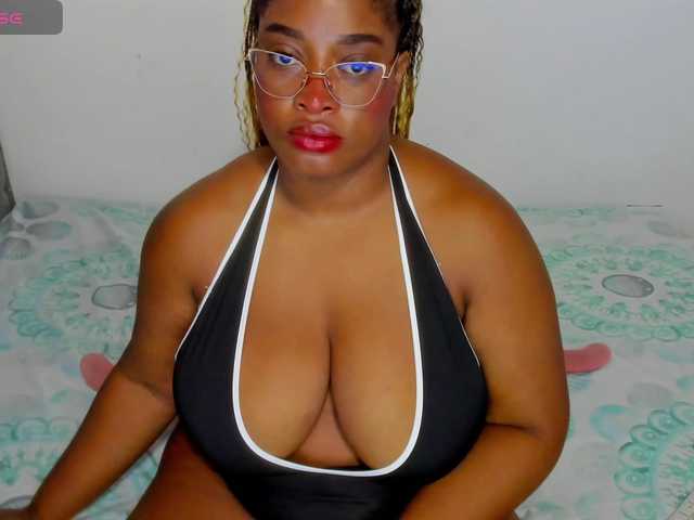NinaaGrey live cam