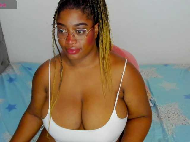 NinaaGrey live cam on BongaCams