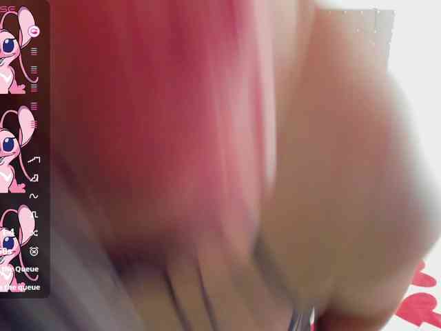 NinaaGrey webcam