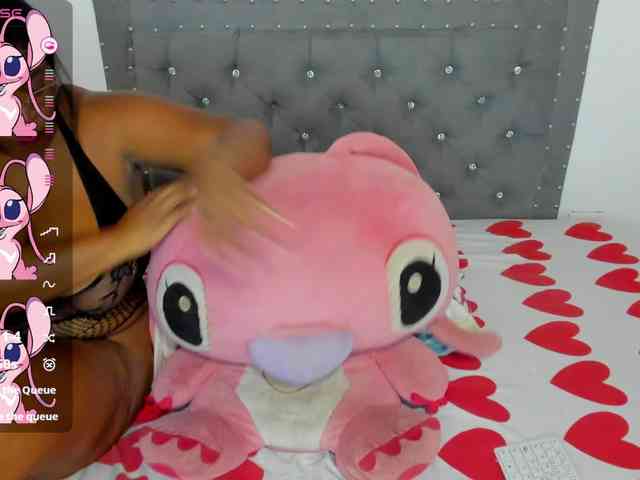 NinaaGrey webcam
