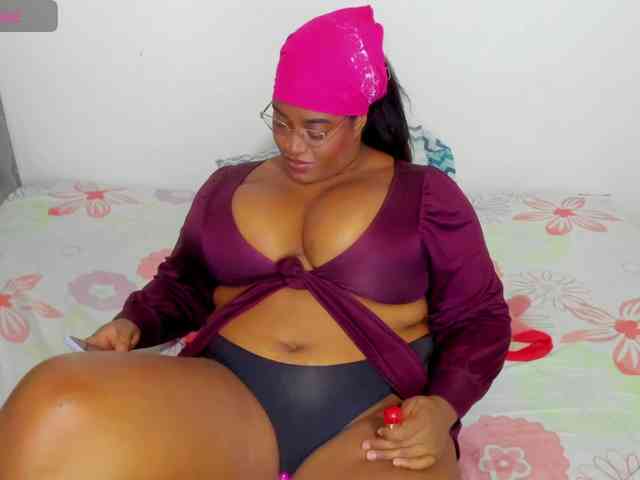 Modelo: NinaaGrey
