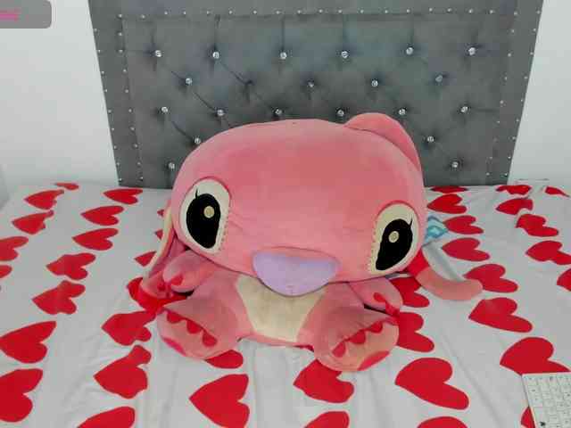 NinaaGrey webcam