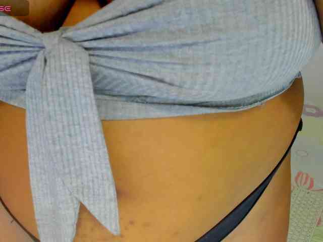 NinaaGrey webcam