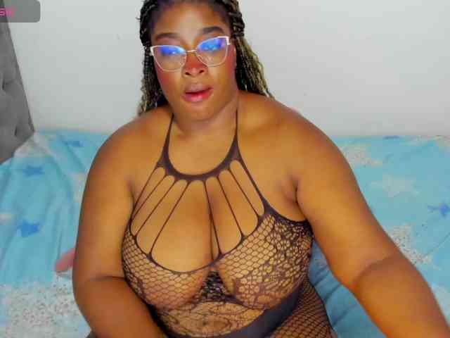 NinaaGrey webcam