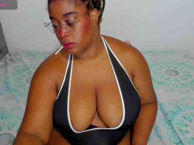 Modelo: NinaaGrey