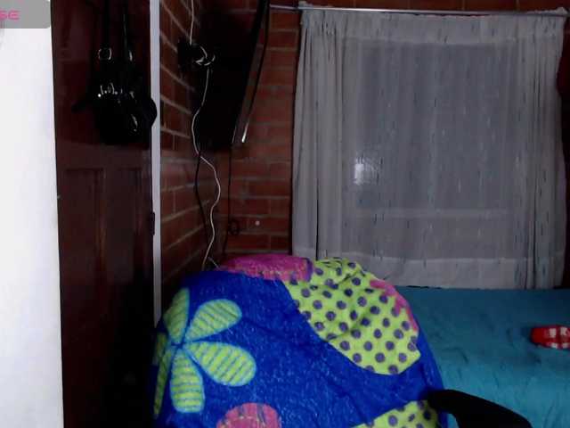 lunaws11 live webcam show