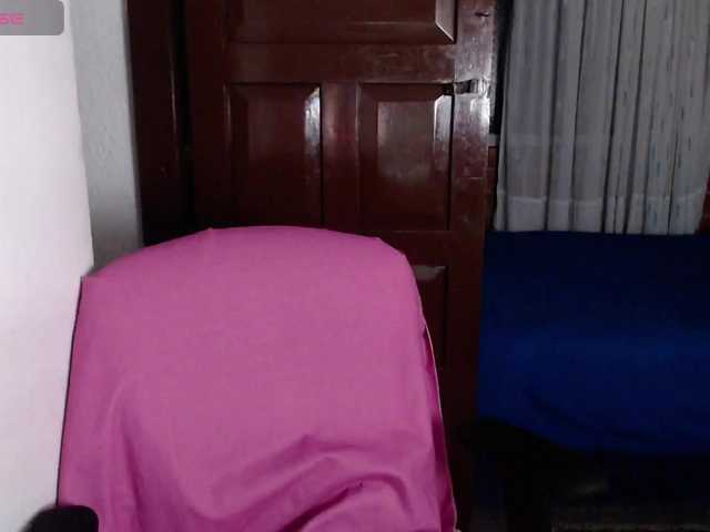 lunaws11's BongaCams show and profile