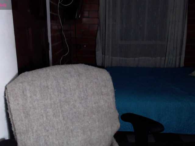 lunaws11 — live female cam