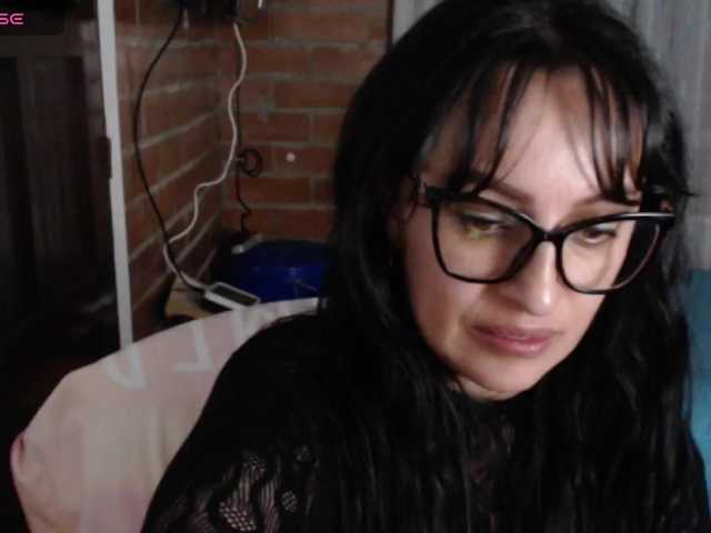lunaws11 live cam on BongaCams