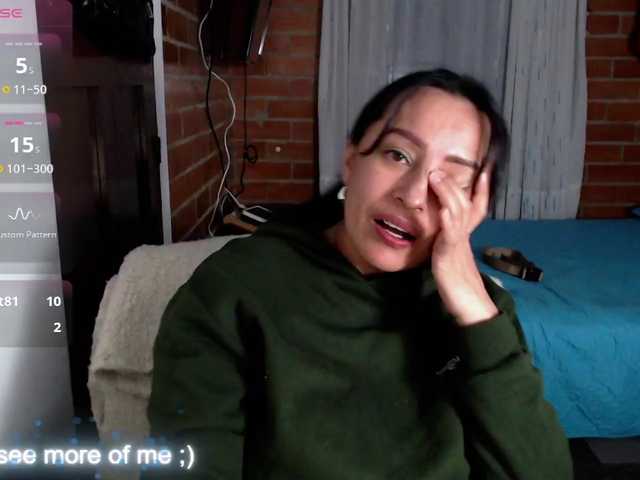 lunaws11 live cam on BongaCams