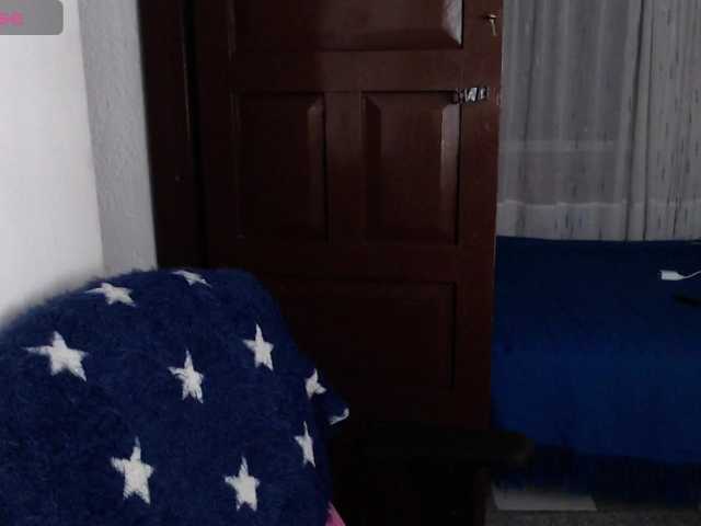 lunaws11's BongaCams show and profile