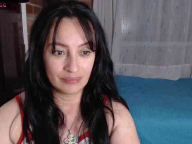 lunaws11 Live Webcam on BongaCams