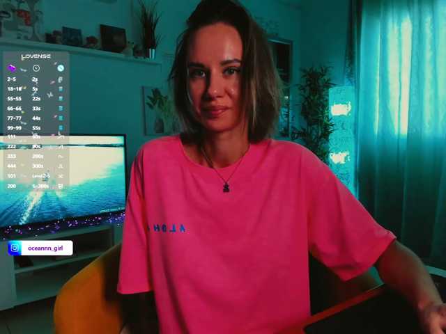 le modèle AlwaysOnHoliday est en webcam porno dans un show sur le site bongacams, il possède les tags suivants: White/Caucasian,Brunette,Shaved