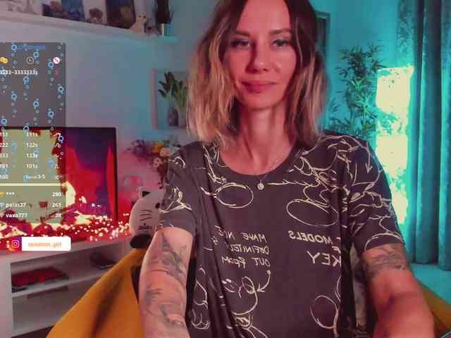 KiraStation webcam