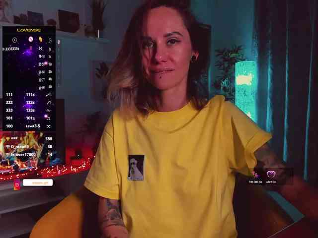 KiraXO webcam