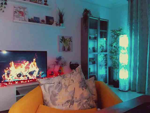 KiraXO webcam