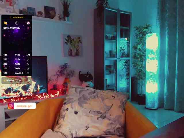 KiraXO webcam