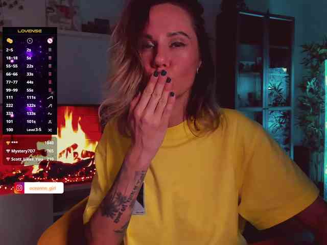 KiraXO webcam