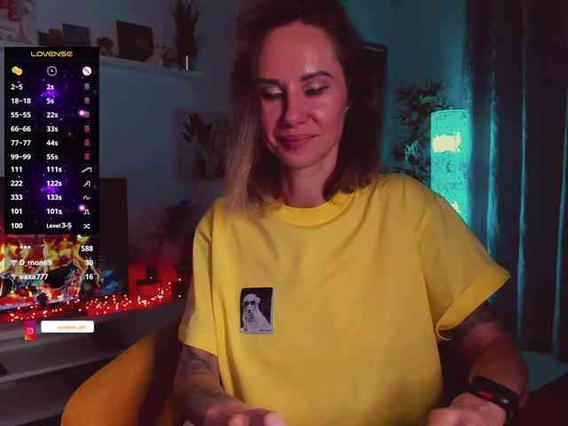 KiraXO webcam