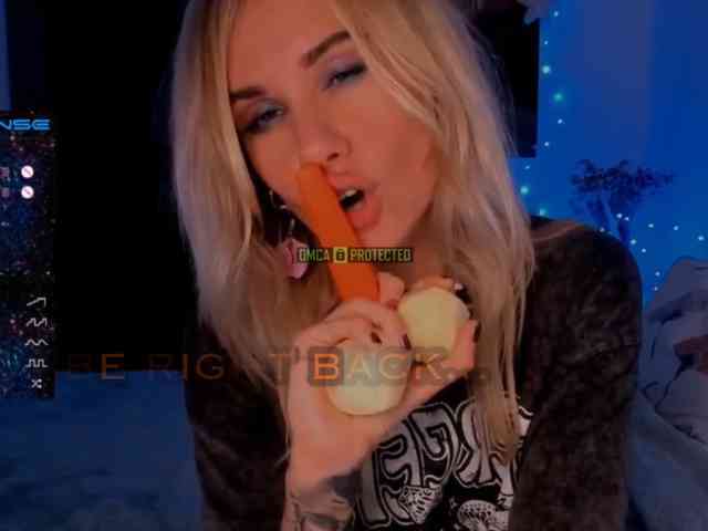 AlwaysOnHoliday webcam