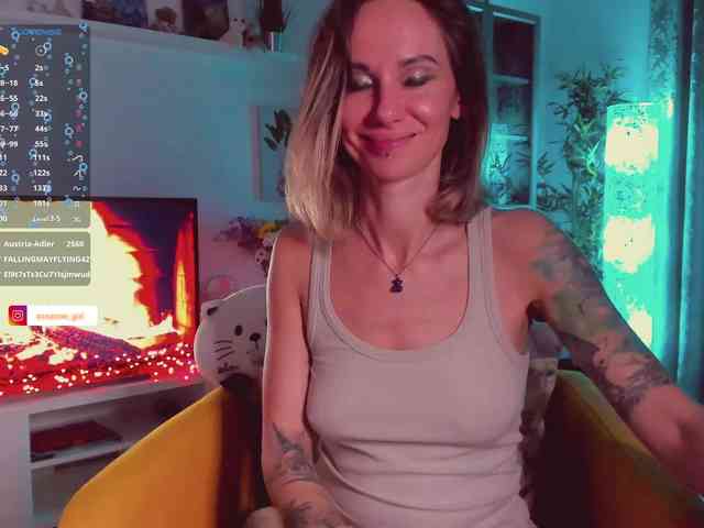 KiraStation webcam