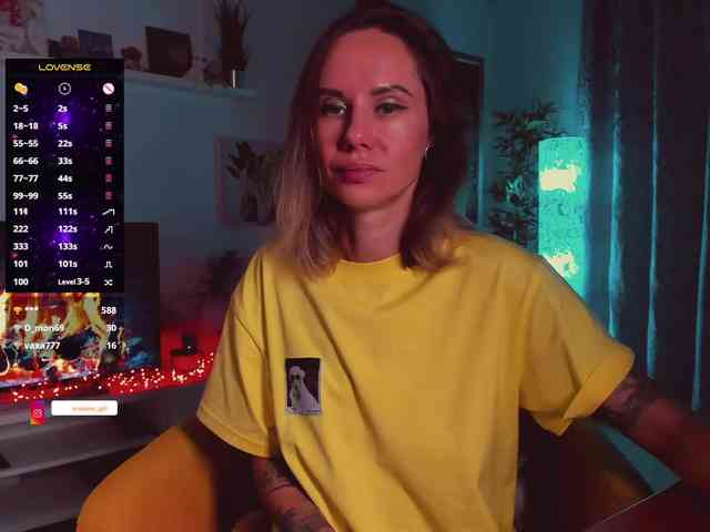 KiraXO webcam