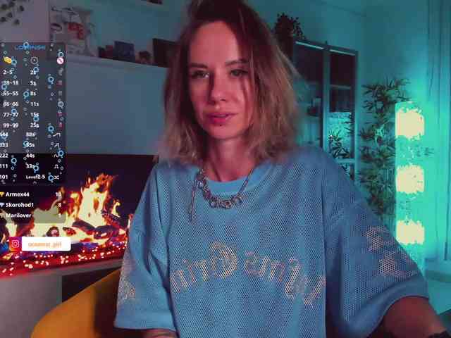 KiraStation webcam