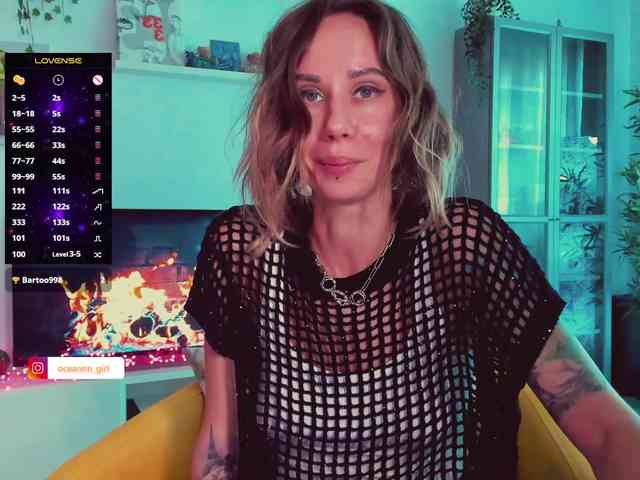 KiraXO webcam