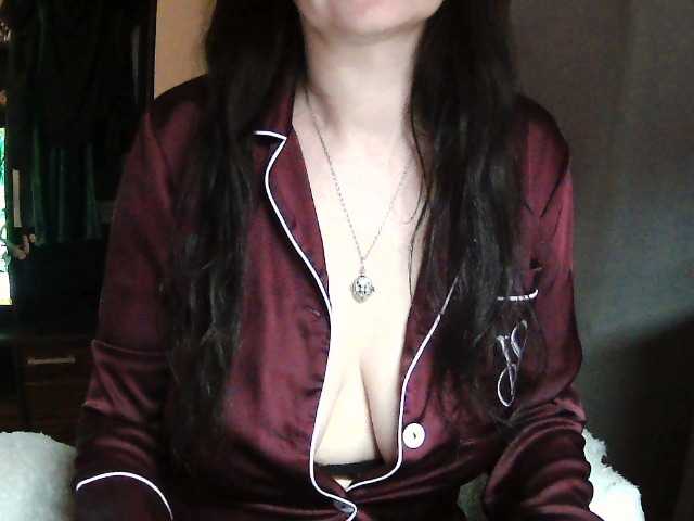 Ianoama live cam on BongaCams