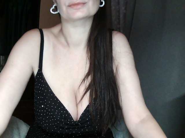 Ianoama live cam on BongaCams
