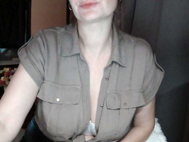 Ianoama live cam on BongaCams