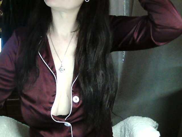 Ianoama live cam on BongaCams