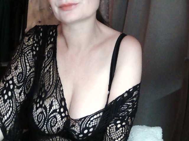Ianoama live cam on BongaCams