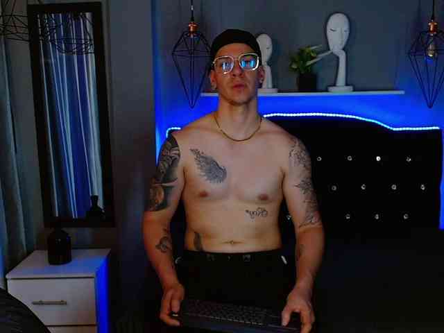 mikejordansex Live Webcam on BongaCams