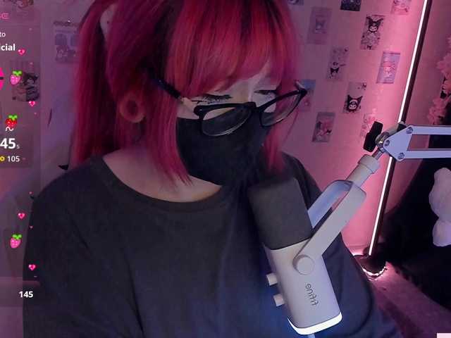 -Nanamin live cam on BongaCams
