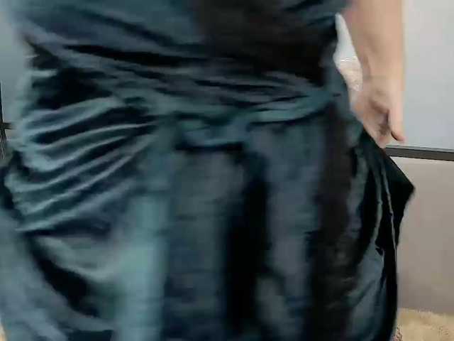 LoraMiss live cam on BongaCams